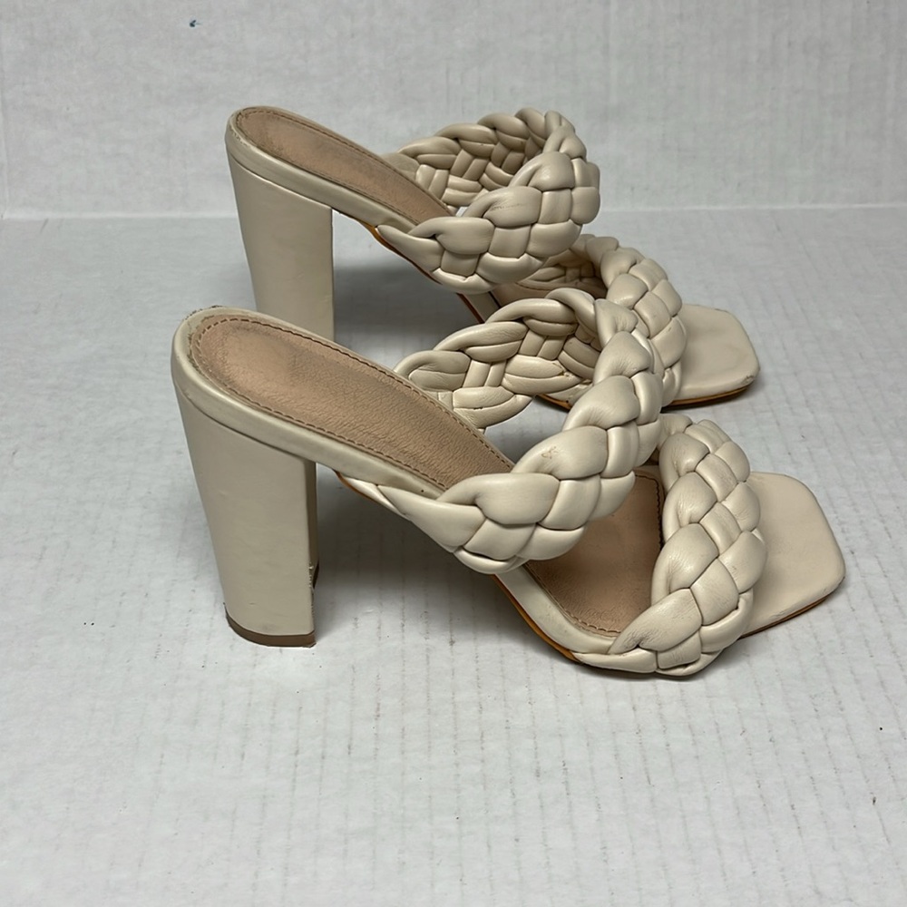 Braided Double Strap Block Heel Sandals – Cream Faux Leather Square Toe Size 7.5 - Picture 7 of 12
